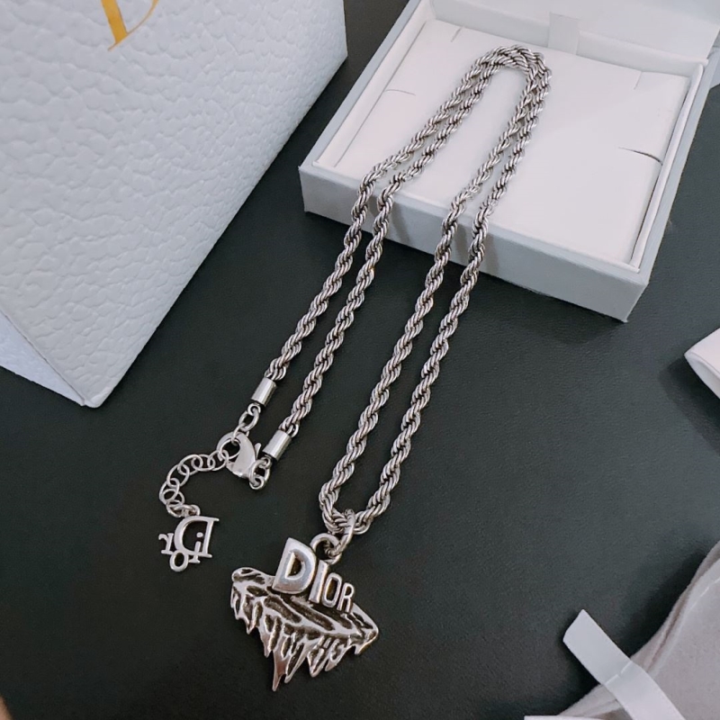 chr1st1an D10r necklaces